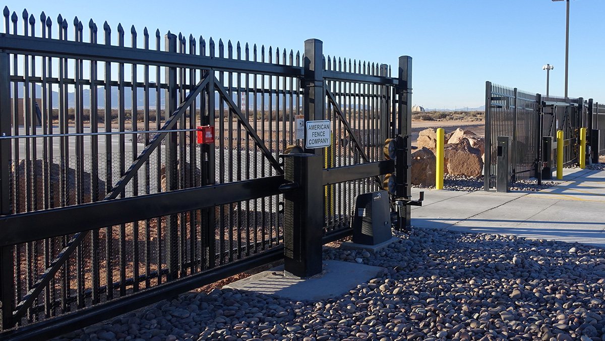 Albuquerque commercial fence installation